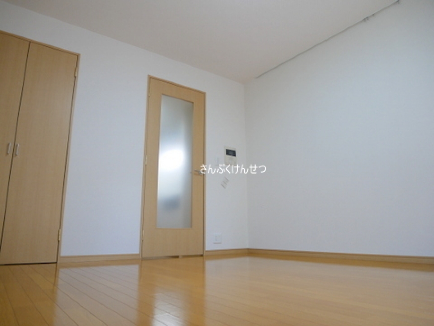 グランピア自由が丘_8.3帖居室