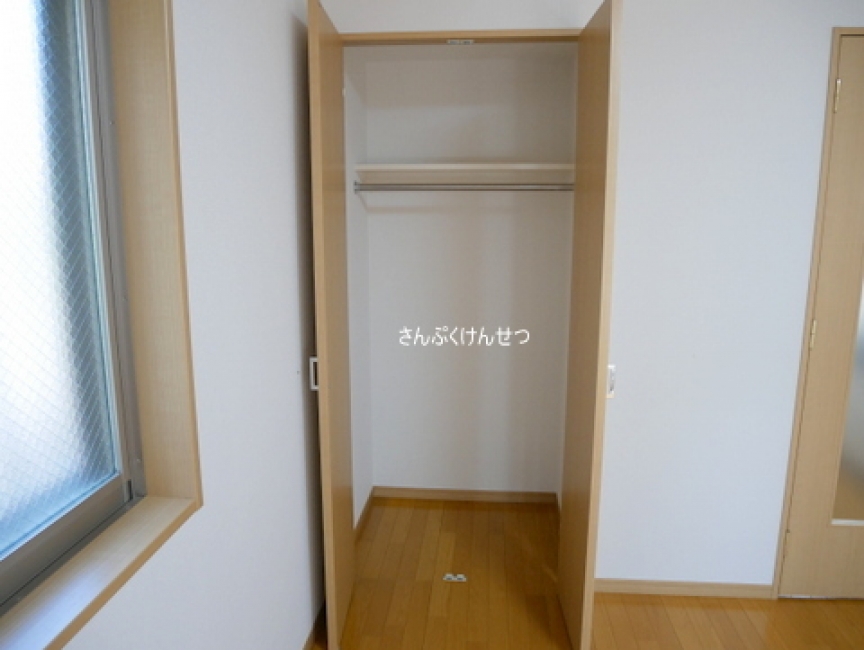 グランピア自由が丘_クローゼット