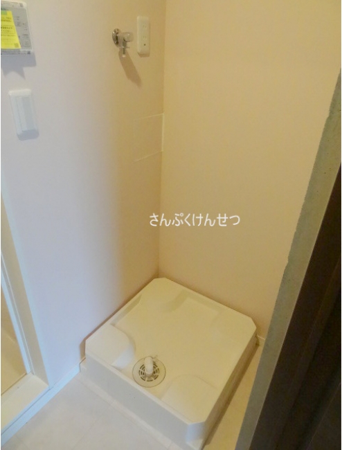 ウェルスクエアイズム奥沢_室内洗濯機置場