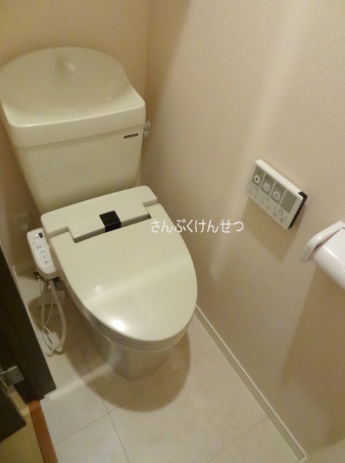 ウェルスクエアイズム奥沢_温水洗浄便座