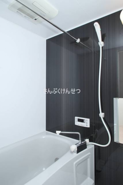 レフィナード尾山台_追焚機能・浴室乾燥機付