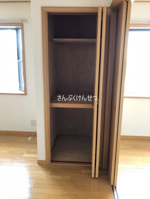 フォレスト等々力_ダイニングの収納