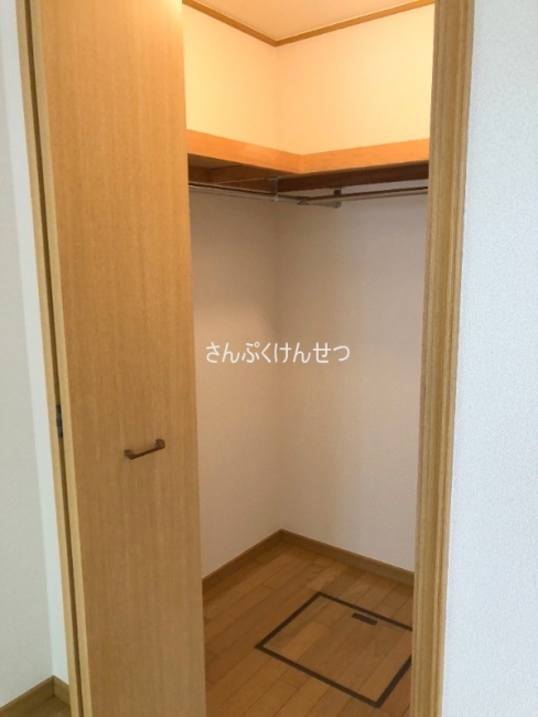 フォレスト等々力_7帖洋室ウォークインクローゼット