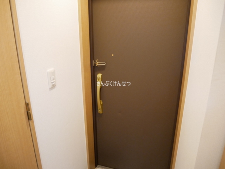 グランピア自由が丘_玄関