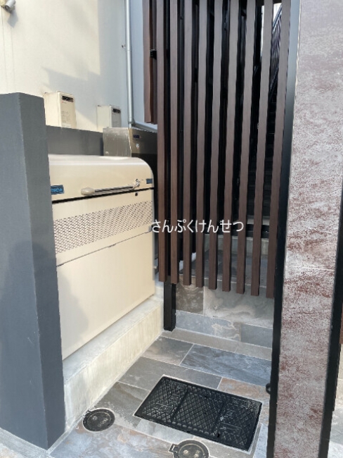 Casa Aspera jiyugaoka_敷地内ごみ置場