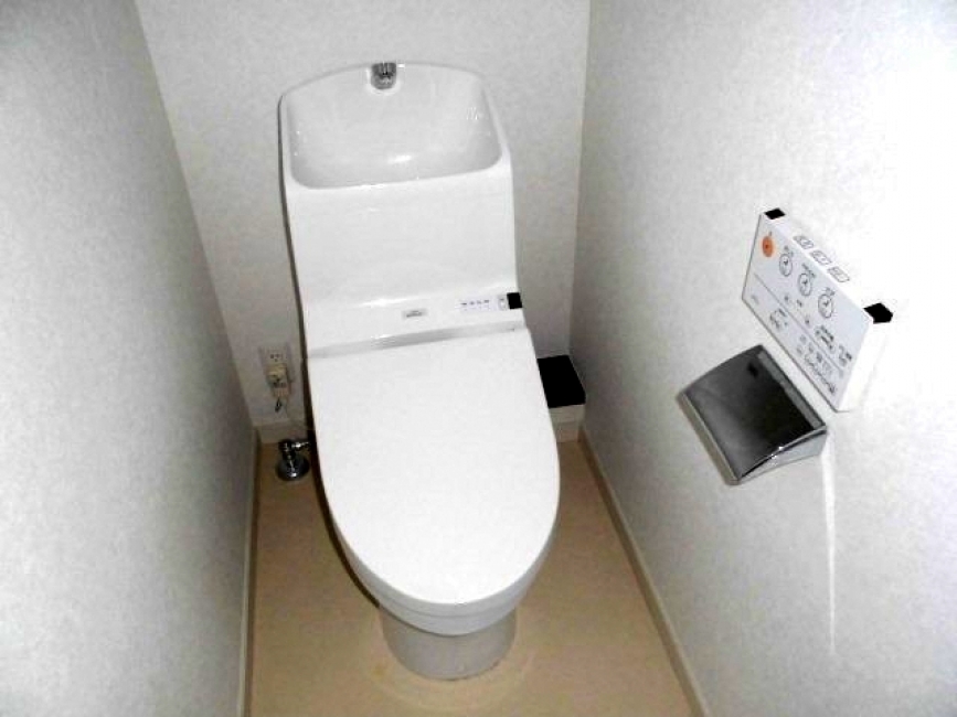 ヴィクトワール奥沢_温水洗浄便座