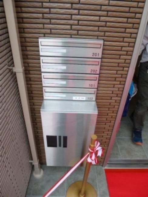 メヌエット奥沢_宅配ロッカー