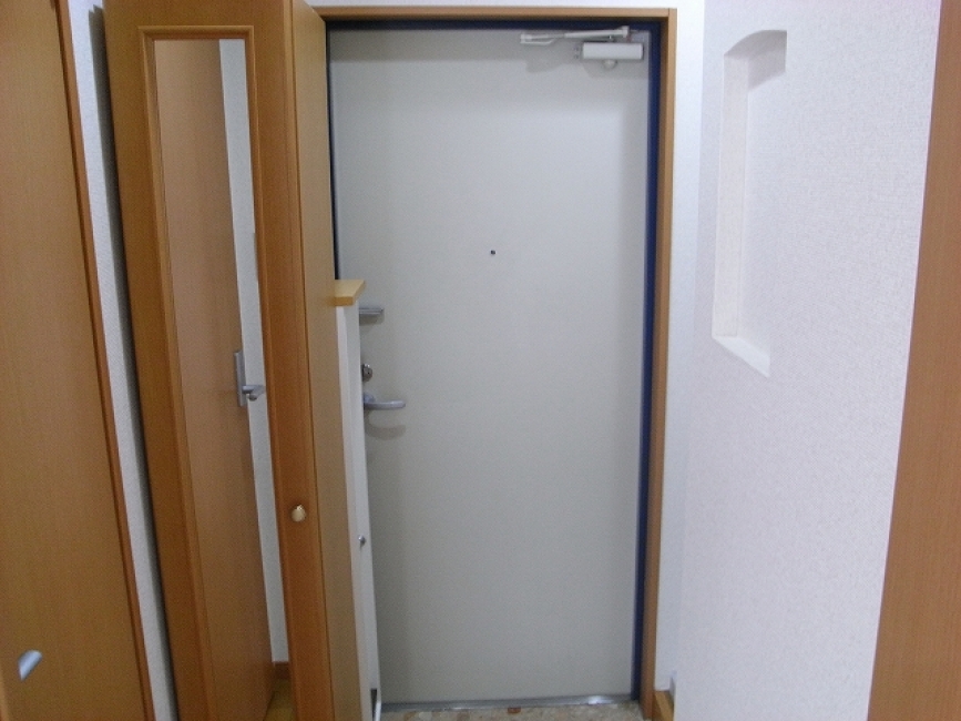 キャスル自由が丘_玄関