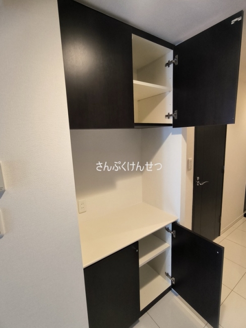 エスアール自由が丘_キッチン収納