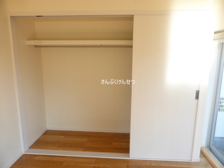 ユタカフォレスト上野毛_9帖洋室