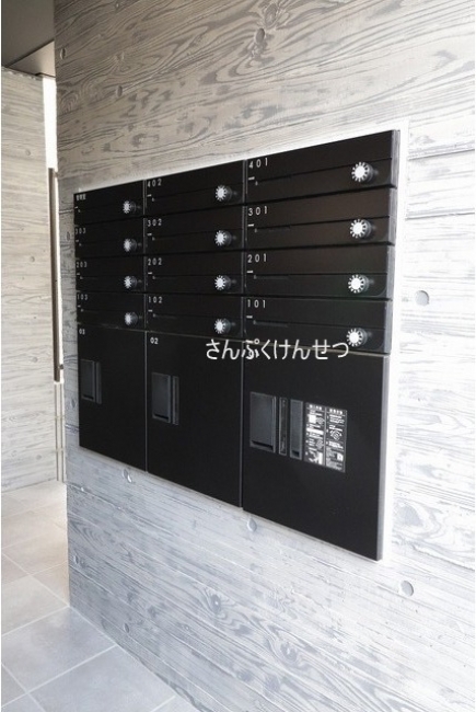 アグレシオ奥沢_宅配・メールボックス