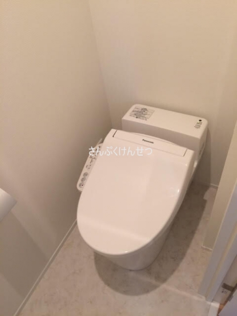 温水洗浄便座