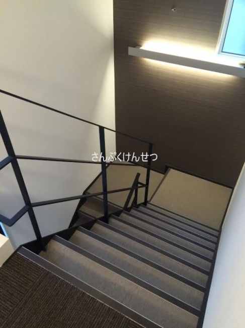 共用階段