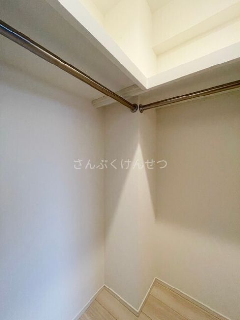 KDXレジデンス尾山台_ウォークインクローゼット