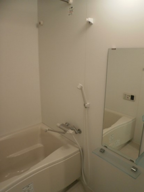 0100000000000000000000006944961_6