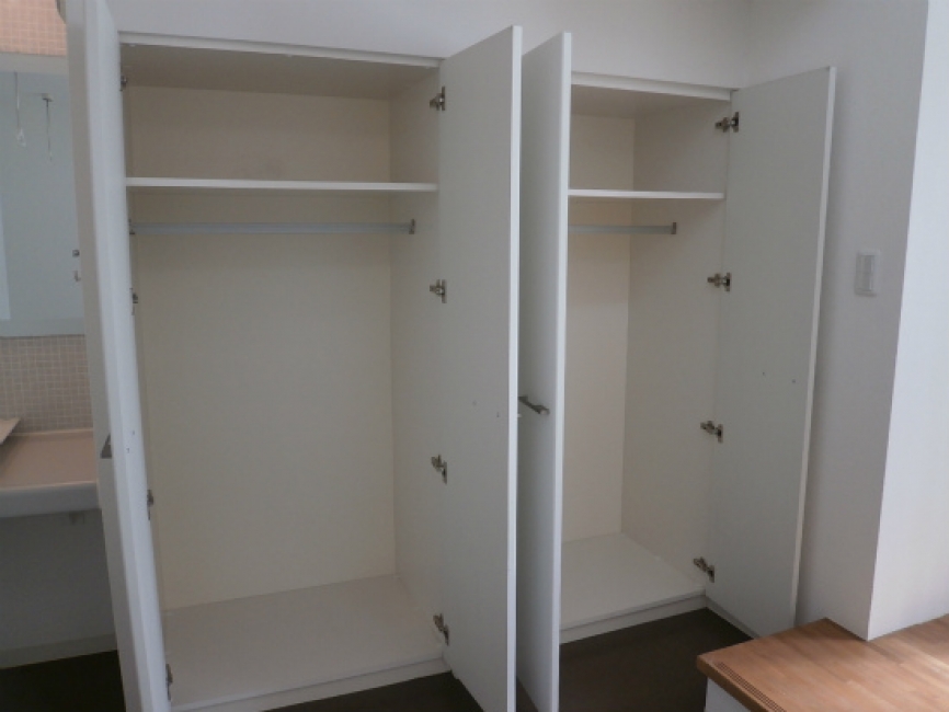 0100000000000000000000006944961_7