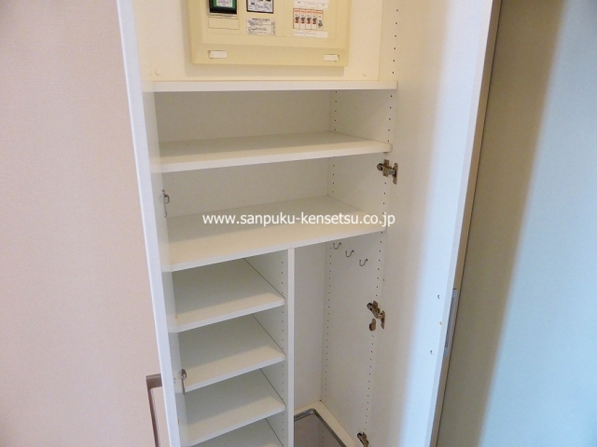 シューズボックス